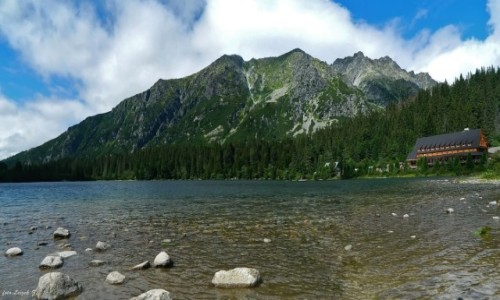 Zdjcie SOWACJA / Wysokie Tatry. / Popradzki Staw. / Cztero kilometrowa Gra Baszt nad Popradzkim Stawem.
