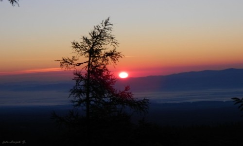 Zdjcie SOWACJA / Wysokie Tatry. / Hrebienok. / Wschd soca z Hrebienoka (Grzebienia).