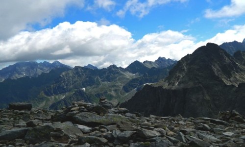 Zdjęcie SłOWACJA / Wysokie Tatry. / Szlak na Rysy. / Widok z Przełęczy Waha (Wagi).