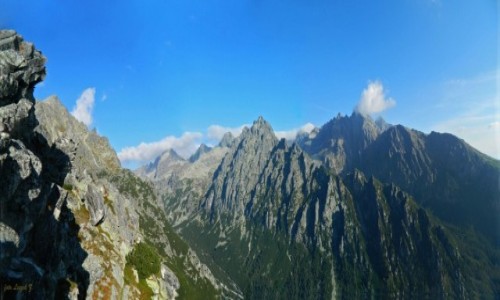 Zdjecie SOWACJA / Wysokie Tatry. / Szlak na Sawkowski Szczyt. / Widok ze Sawkowskiej Kazalnicy (Wyhliadki) Maksymiliana..
