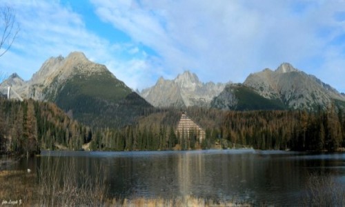 Zdjęcie SłOWACJA / Wysokie Tatry. / Szczyrbski Staw. / Listopad nad Szczyrbskim Stawem.