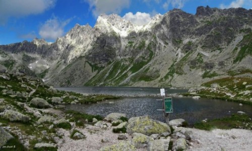 Zdjecie SOWACJA / Wysokie Tatry. / Hiczowy Staw. / Nad Hiczowym Stawem.