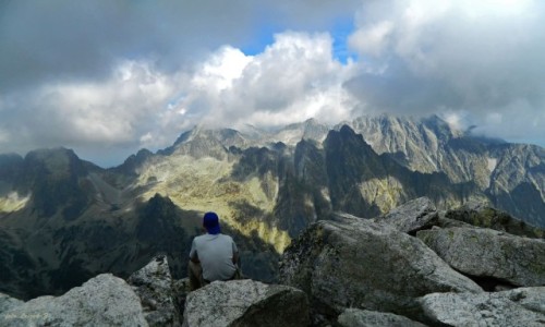 Zdjecie SOWACJA / Wysokie Tatry. / Sawkowski Szczyt. / Pogrony w mylach.