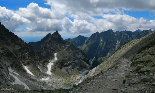 Zdjęcie SłOWACJA / Wysokie Tatry. / szlak na Rysy. / Widok z Przełęczy Waga 2340 m.(Vaha).
