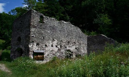 Zdjęcie SłOWACJA / Tatry Niżne / Spania Dolina / ruiny...
