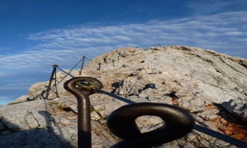 Zdjęcie SłOWENIA / alpy julijskie / pod szczytem  / TRIGLAV 2864 npm.