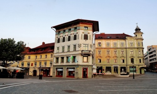 Zdjęcie SłOWENIA / Primorje / Lublana / Dom Hauptmanna z 1873 roku