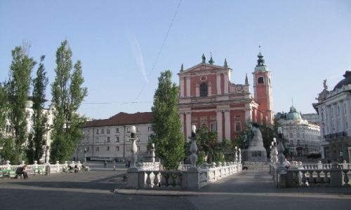 Zdjęcie SłOWENIA / brak / Ljubljana / poranek w mieście