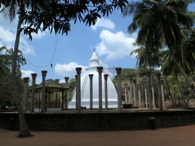 Zdj cia: Mihintale, Trójkat Kulturowy, Dagoba Drzewa Mangowego, SRI LANKA Zdj cia: Mihintale, Trójkat Kulturowy, Dagoba Drzewa Mangowego, SRI LANKA