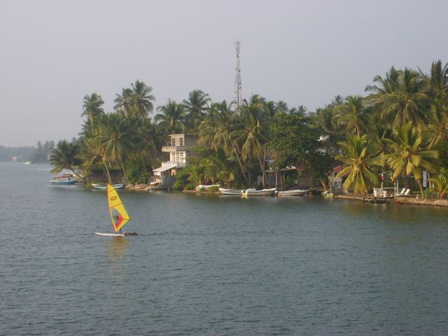 Zdjęcia: Bentota, rzeka Bentota, bardzo zielony kraj, SRI LANKA Zdjęcia: Bentota, rzeka Bentota, bardzo zielony kraj, SRI LANKA