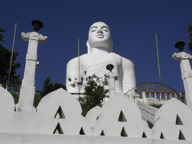 Zdjęcia: Gora klasztorna, KANDY, Budda z Kandy, SRI LANKA Zdjęcia: Gora klasztorna, KANDY, Budda z Kandy, SRI LANKA