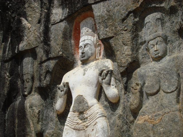 Zdjęcia: Buduruwagala, Okolice Wellawaya, Budda z Buduragawali, SRI LANKA Zdjęcia: Buduruwagala, Okolice Wellawaya, Budda z Buduragawali, SRI LANKA