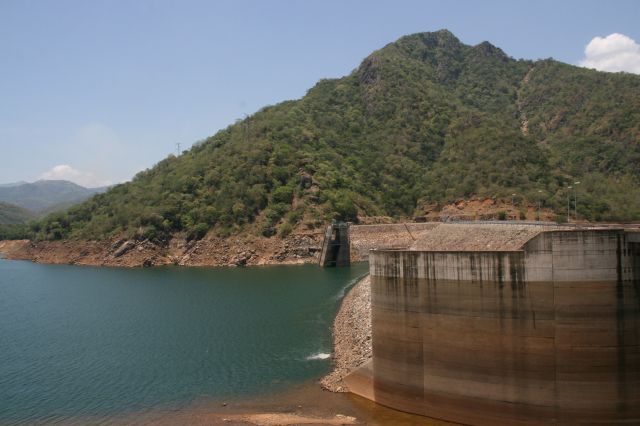 Zdjęcia: Victoria/Randenigata Reservoir, Prowincja centralna, Zapora wodna , SRI LANKA Zdjęcia: Victoria/Randenigata Reservoir, Prowincja centralna, Zapora wodna , SRI LANKA