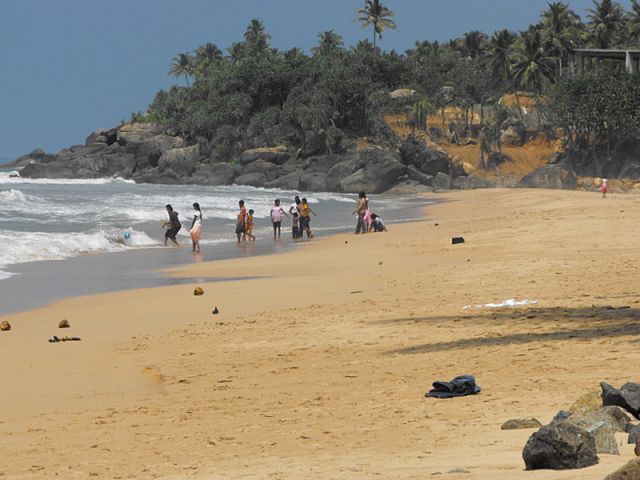 Zdjęcia: wiejska plaża, Hikkaduwa, codzienne rozrywki , SRI LANKA Zdjęcia: wiejska plaża, Hikkaduwa, codzienne rozrywki , SRI LANKA