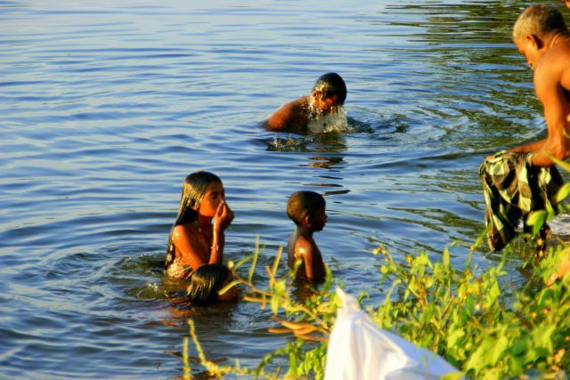 Zdjęcia: Pulanawura, Pulanawura, Rodzinnie, SRI LANKA Zdjęcia: Pulanawura, Pulanawura, Rodzinnie, SRI LANKA
