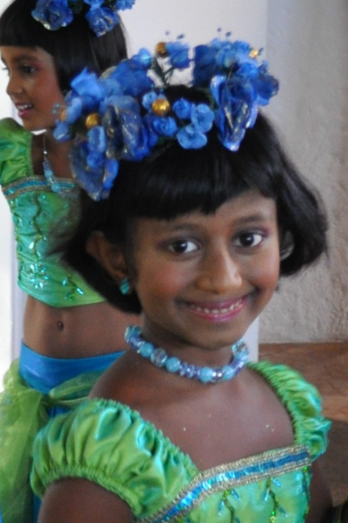 Zdjęcia: kalutara, kalutara, wesele -druhenki, SRI LANKA Zdjęcia: kalutara, kalutara, wesele -druhenki, SRI LANKA