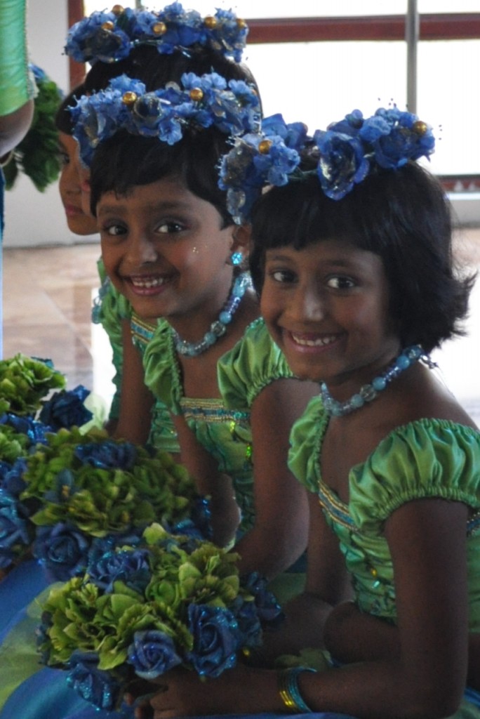 Zdjęcia: kalutara, kalutara, wesele -druhenki, SRI LANKA Zdjęcia: kalutara, kalutara, wesele -druhenki, SRI LANKA