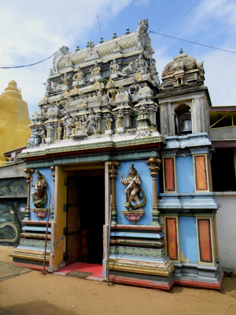 Zdjęcia: Trincomalee, wschodnie wybrzeże, tamilska świątynia, SRI LANKA Zdjęcia: Trincomalee, wschodnie wybrzeże, tamilska świątynia, SRI LANKA