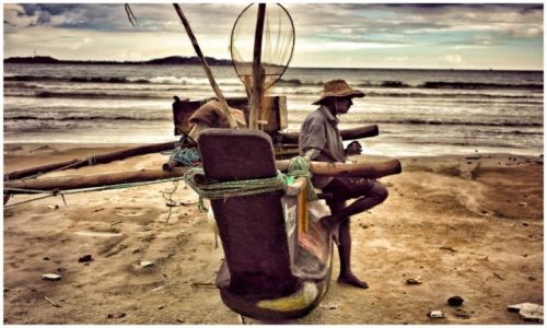 Zdjcie SRI LANKA / Hambantota / Hambantota / rybak