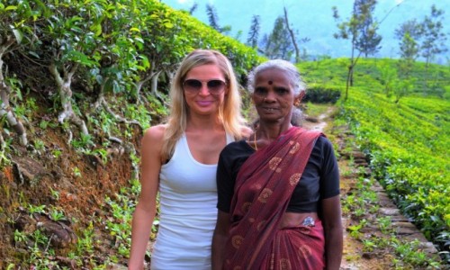 Zdjęcie SRI LANKA / Ella / Ella / Turystka i miejscowa