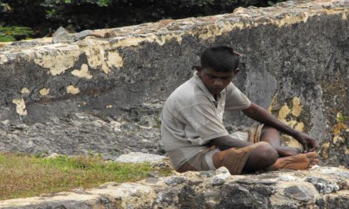 Zdjęcie SRI LANKA / Galle / fort / chłopak z Galle