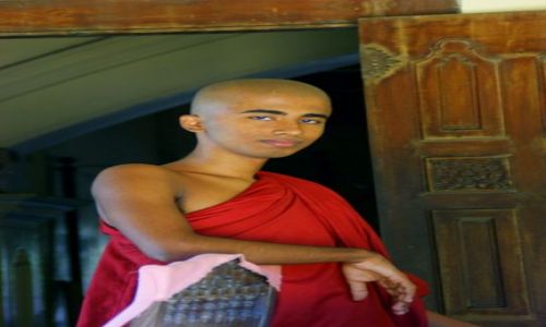 Zdjęcie SRI LANKA / Tanngale / Tanngale / Mnich