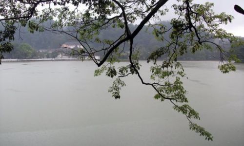 Zdjecie SRI LANKA / Kandy / Kandy / ... jeszcze raz przez ...