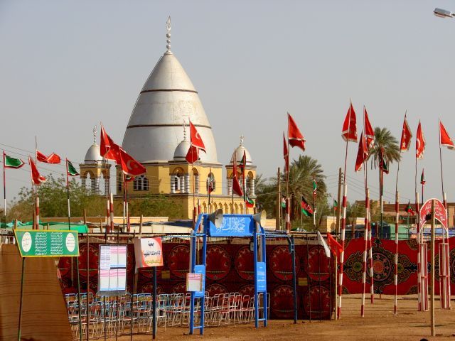 Zdjęcia: Hartum, Hartum, Grób Mahdiego Hartu,, SUDAN Zdjęcia: Hartum, Hartum, Grób Mahdiego Hartu,, SUDAN