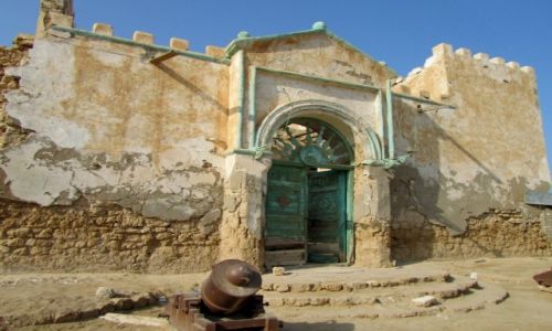 Zdjęcie SUDAN / AFRYKA / SUAKIN / SUAKIN - MIASTO WIDMO W SUDANIE NIEOPODAL PORT SUDAN