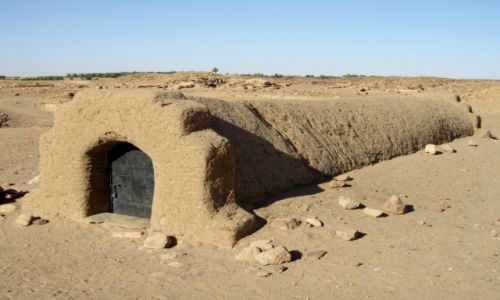 Zdjęcie SUDAN / AFRYKA / KROLEWSTO STAROZYTNEJ NUBII - GROBOWCE UKRYTE POD ZIEMIA / KROLEWSKIE GROBOWCE NUBII - SUDAN