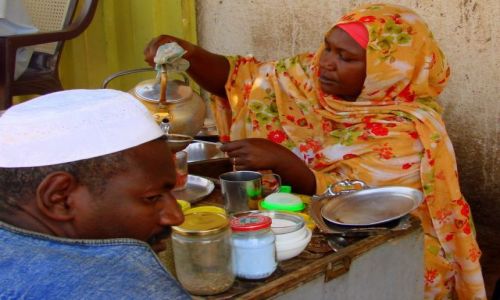 SUDAN / Dongala / Dongala / Herbatka  raz