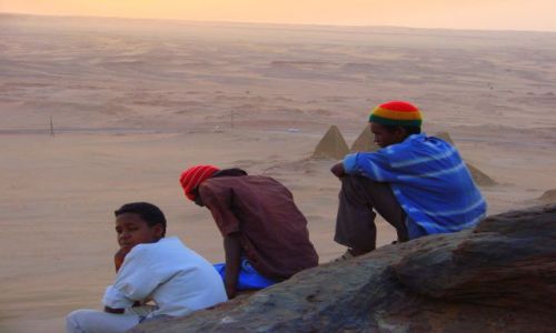 Zdj�cie SUDAN / Karma / Karma / Pod Piramidami