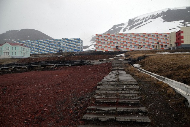 Zdj cia: Barentsburg, Isfjorden, Barentsburg, SVALBARD Zdj cia: Barentsburg, Isfjorden, Barentsburg, SVALBARD