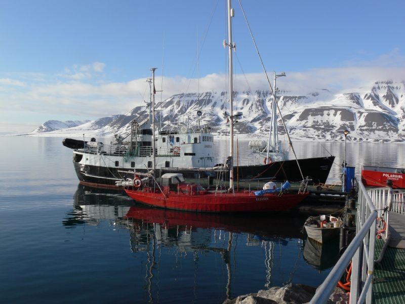 Zdjęcia: Longyearbyen, Szpicbergen, Adventfiord, SVALBARD Zdjęcia: Longyearbyen, Szpicbergen, Adventfiord, SVALBARD