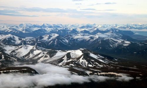 Zdjcie SVALBARD / Spitsbergen / Isfjorden / Lindstrmfjellet