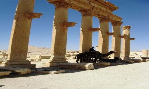 Zdjecie SYRIA / - / Palmyra / Niedugo start
