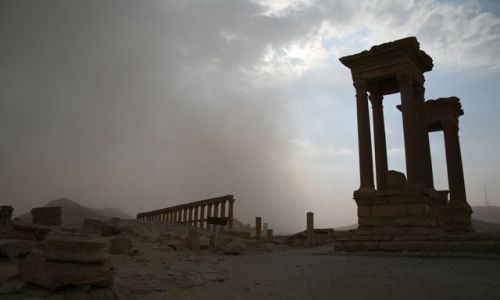 Zdjcie SYRIA / brak / Palmyra / Palmyra - idzie burza
