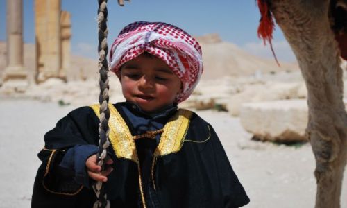 Zdjcie SYRIA / Syria / Palmyra / Dzieciak z Palmyry
