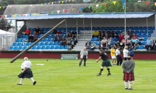 Zdjęcie SZKOCJA / - / Crieff / Crieff Highland Gathering - siłacze