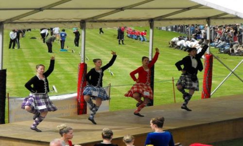 Zdjęcie SZKOCJA / - / Crieff / Crieff Highland Gathering - tańce