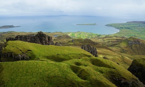 Zdjcie SZKOCJA / Wyspa Skye / Gry Quiraing / Poszarpana linia horyzontu