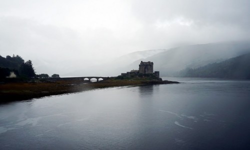 Zdjcie SZKOCJA / Kyle of Lochalsh / Dornie / Zamek Eilean Donan