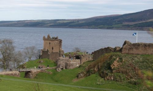 Zdjecie SZKOCJA / Highlands / Loch Ness / Zamek Urquhart nad Loch Ness