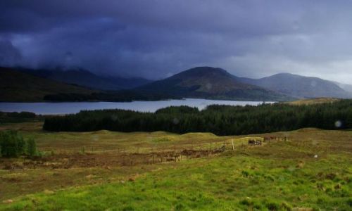 Zdjcie SZKOCJA / Highland /  punkt widokowy na drodze A 87 / Glen  Moriston  