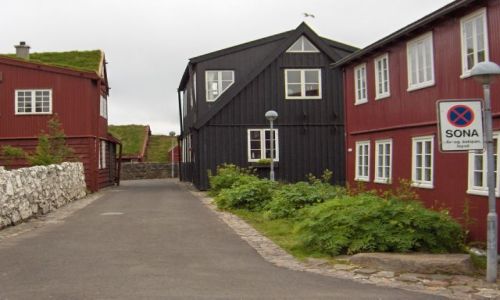Zdjecie SZKOCJA / Wyspy Owcze / Thorshavn / Ulica w stołecznym Thorshavn