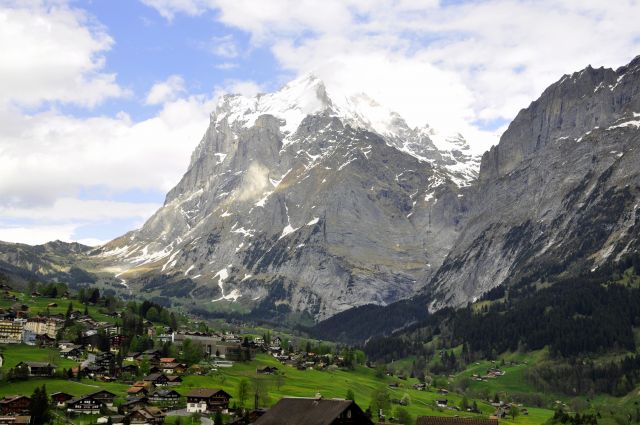 Zdjęcia: Alpy Berneńskie, W dolinie, SZWAJCARIA Zdjęcia: Alpy Berneńskie, W dolinie, SZWAJCARIA