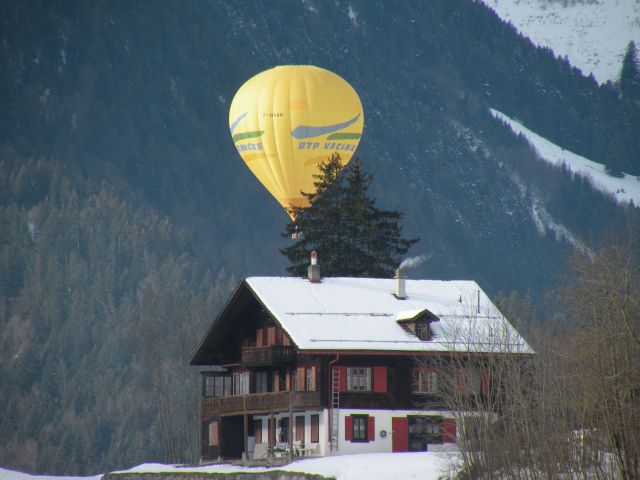 Zdjęcia: Château d'Oex, Kanton Vaud, Festiwal Balonowy w Château d'Oex, SZWAJCARIA Zdjęcia: Château d'Oex, Kanton Vaud, Festiwal Balonowy w Château d'Oex, SZWAJCARIA