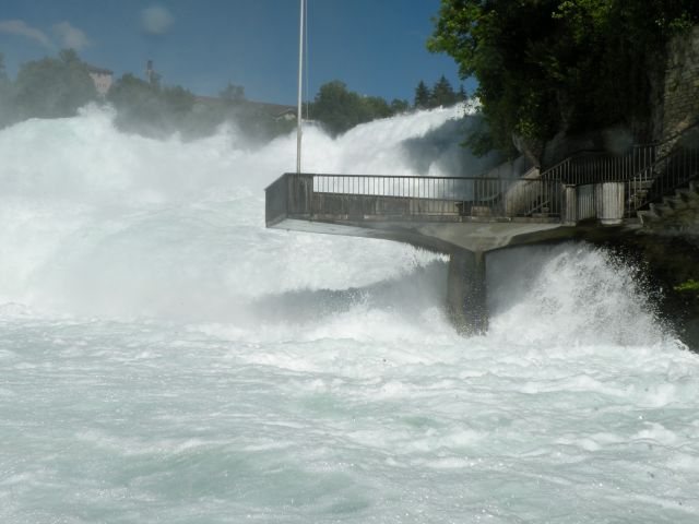 Zdjęcia: Rheinfall, Granica Kantonow Szafuza i Zurich, Moje wedrowanie, SZWAJCARIA Zdjęcia: Rheinfall, Granica Kantonow Szafuza i Zurich, Moje wedrowanie, SZWAJCARIA