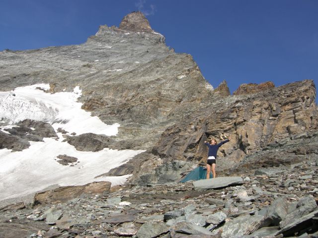 Zdjęcia: camping, miejsce ataku, Matterhorn, SZWAJCARIA Zdjęcia: camping, miejsce ataku, Matterhorn, SZWAJCARIA
