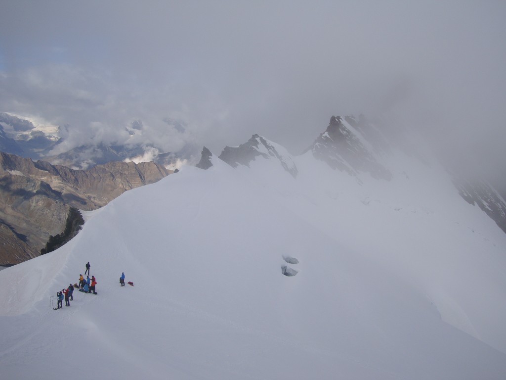 Zdjęcia: Szlak na Allalinhorn., Alpy Pennińskie, Przerwa w drodze., SZWAJCARIA Zdjęcia: Szlak na Allalinhorn., Alpy Pennińskie, Przerwa w drodze., SZWAJCARIA